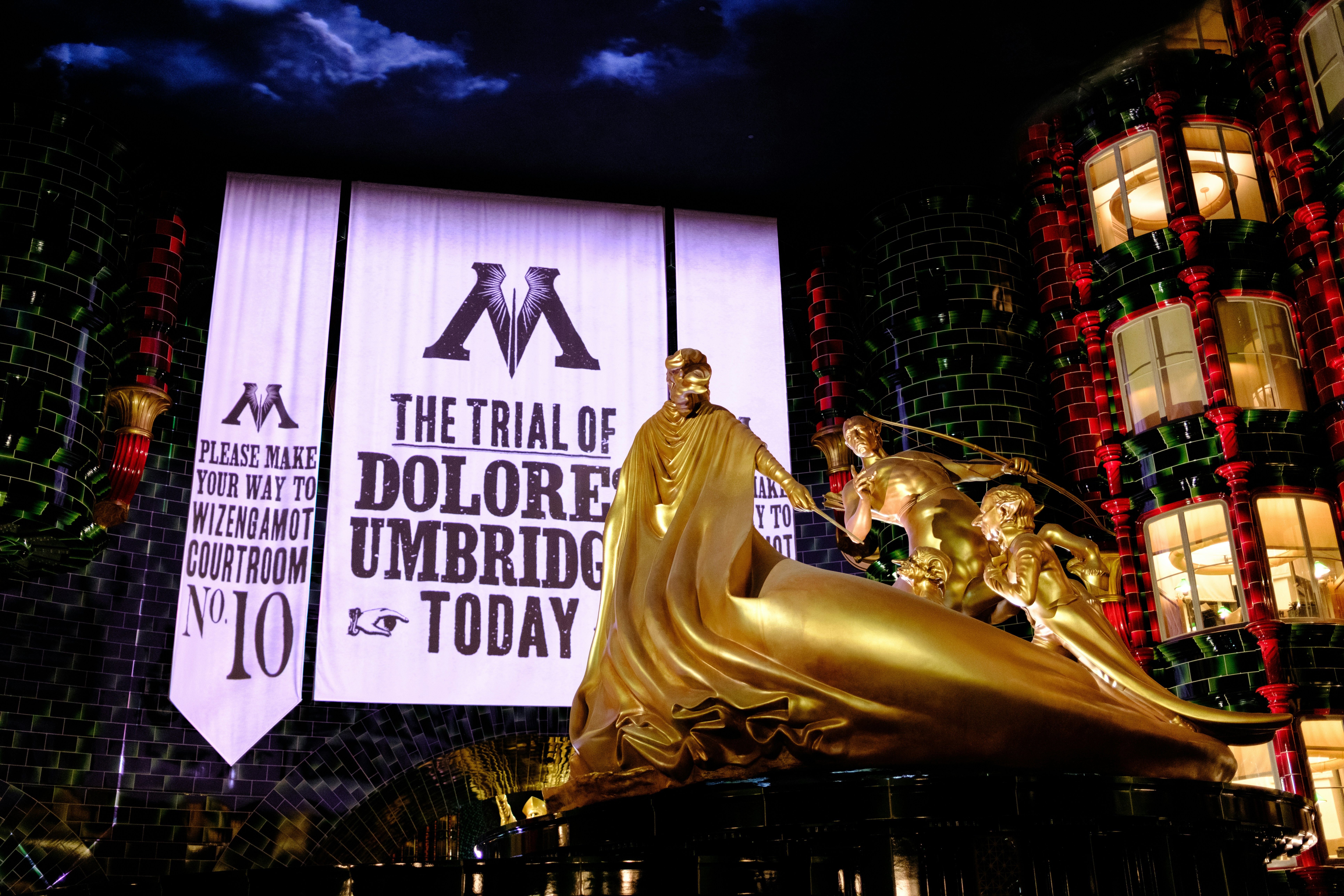 Wizarding World of Harry Potter Ministry of Magic Epic Universe